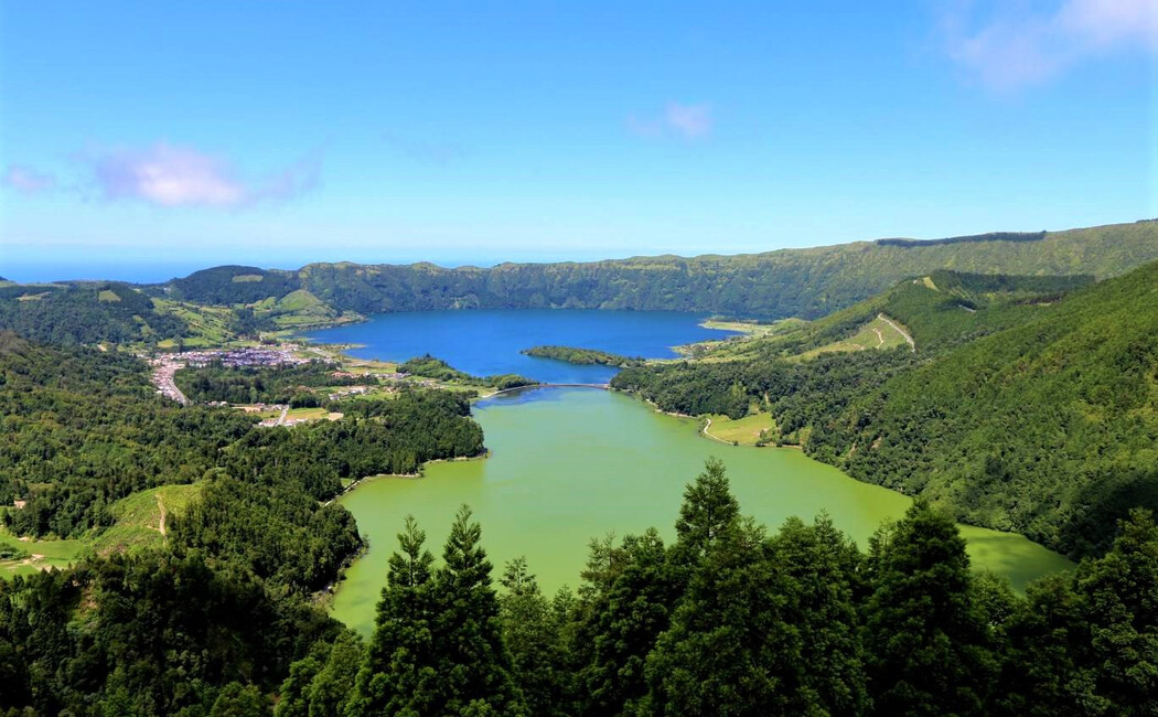 Magie, frumuseţe, istorie în paradis
