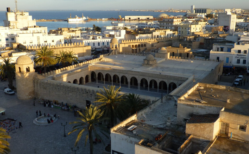 Soukuri şi medine, deşert, oaze şi Insula Djerba