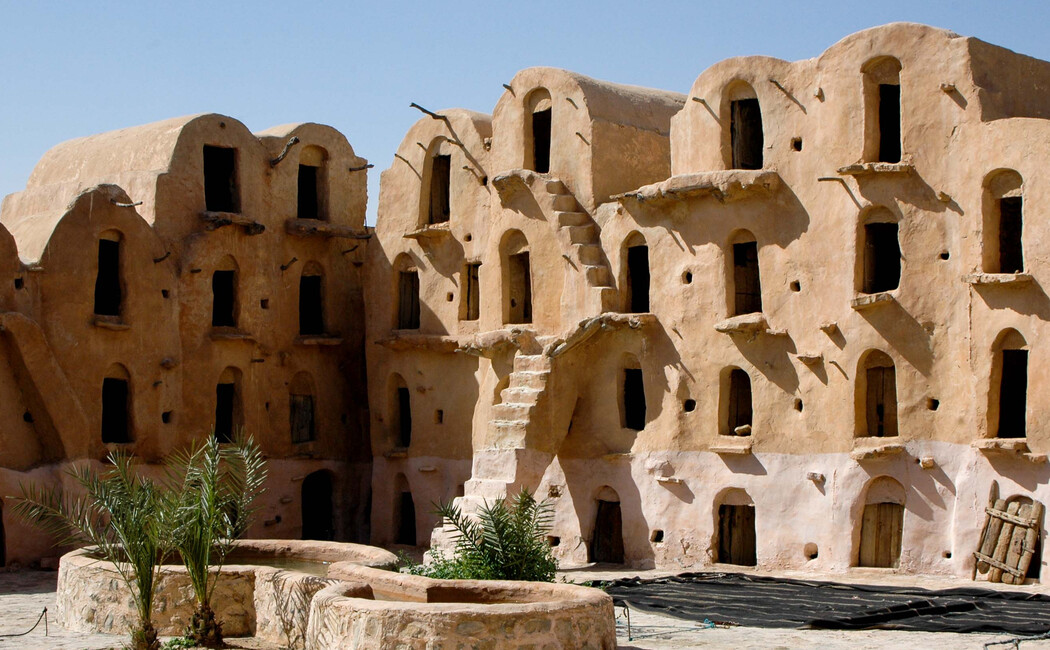 Soukuri şi medine, deşert, oaze şi Insula Djerba